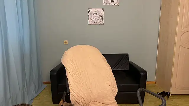 Mia Sakuraa online show from 2, 12, 2025