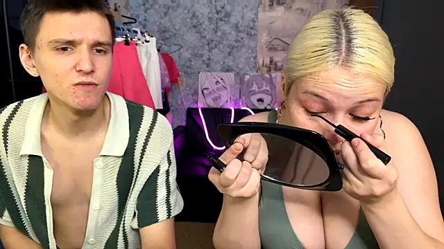 Mia Sakuraa online show from 30, 9, 2025