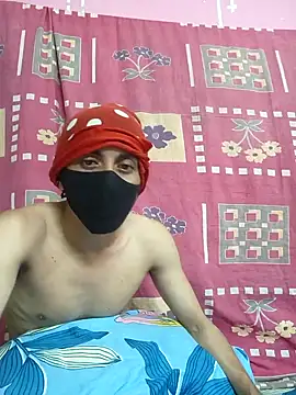 Seducing couple online show from 21, 9, 2025