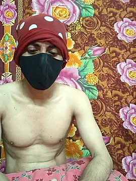 Seducing couple online show from 3, 12, 2025