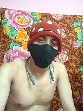 Seducing couple online show from 6, 5, 2026