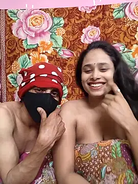 Seducing couple online show from 25, 10, 2025