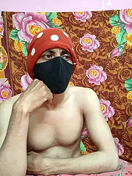 Seducing couple online show from 18, 12, 2025