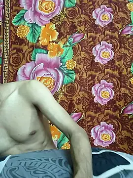 Seducing couple online show from 28, 10, 2025