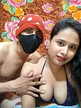 Seducing couple online show from 7, 3, 2026