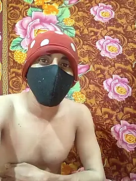 Seducing couple online show from 10, 5, 2026