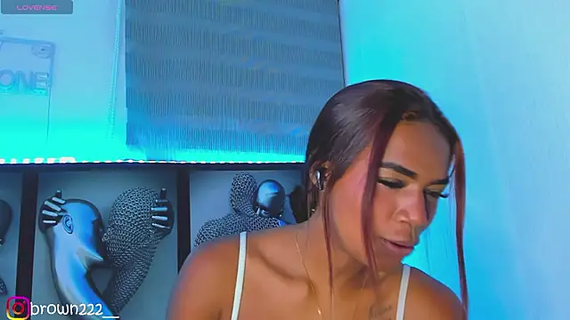  naomibrown  online show from 5, 2, 2026