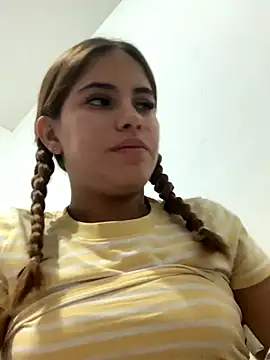 MiiluRosse online show from 13, 11, 2025