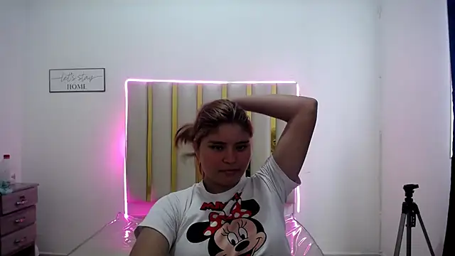 keilicita tonny 18 online show from 7, 10, 2025