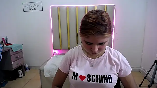 keilicita tonny 18 online show from 25, 9, 2025