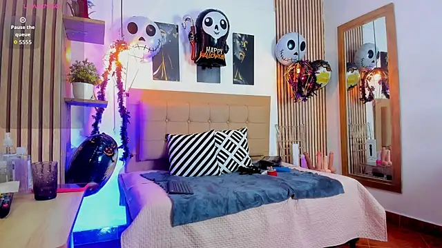  samanthaa foxx online show from 15, 10, 2025