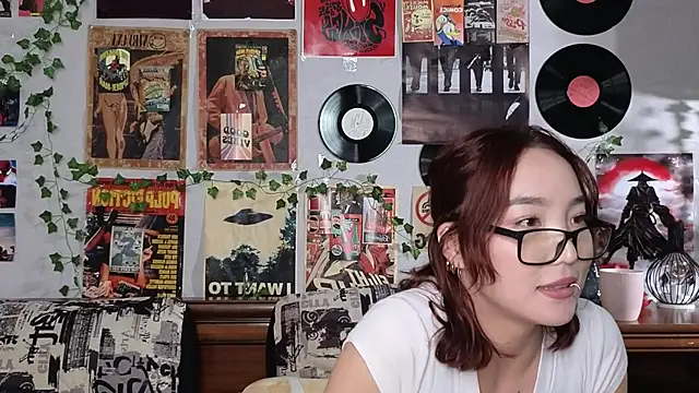 OdetteBiddy online show from 6, 11, 2025