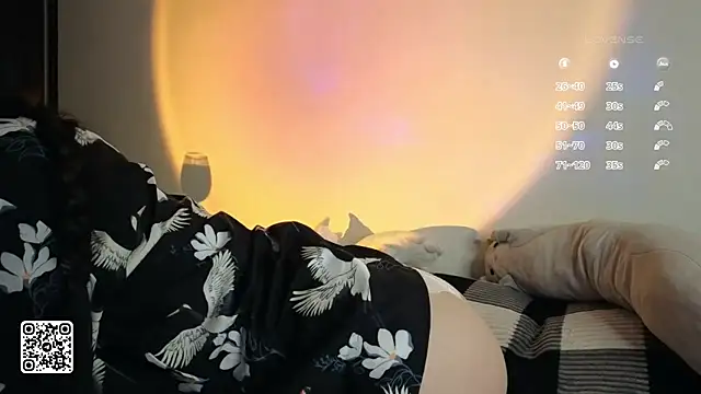 Snapshot of OdelynBagge chatting on 10, 10, 2025 OdelynBagge online show from 10, 10, 2025