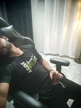 Kartikkartik8595 online show from 20, 3, 2026