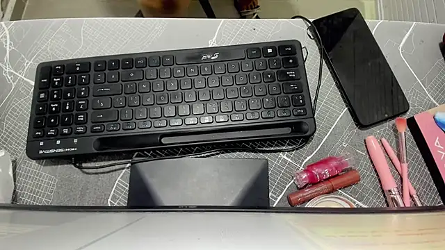 sweet hanna27 online show from 16, 11, 2025