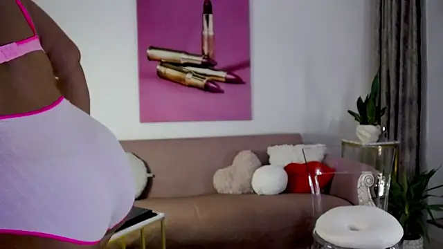 oliviathea online show from 13, 3, 2026