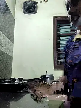 papukurty online show from 8, 11, 2025