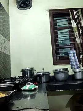 papukurty online show from 8, 3, 2026