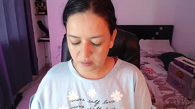 Abbyjoness21 online show from 16, 10, 2025