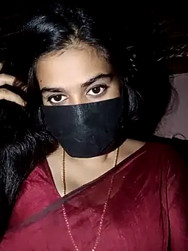 Snapshot of umairahaasan_1 chatting on 8, 11, 2025 umairahaasan 1 online show from 8, 11, 2025