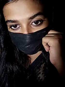 Snapshot of umairahaasan_1 chatting on 18, 9, 2025 umairahaasan 1 online show from 18, 9, 2025