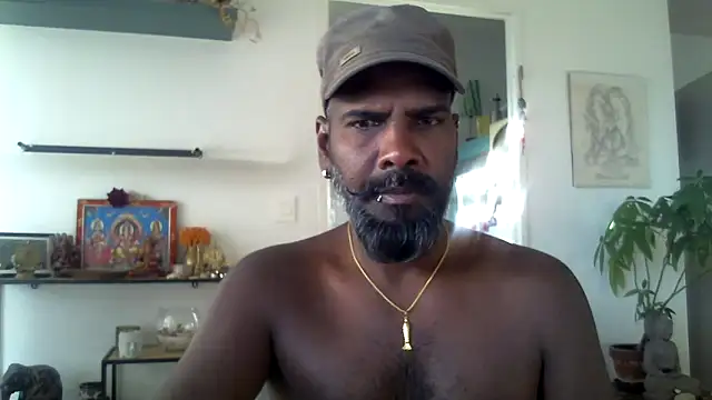 Snapshot of frenchblackc31 chatting on 16, 10, 2025 frenchblackc31 online show from 16, 10, 2025
