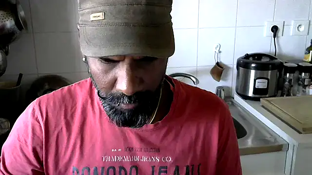 Snapshot of frenchblackc31 chatting on 18, 9, 2025 frenchblackc31 online show from 18, 9, 2025