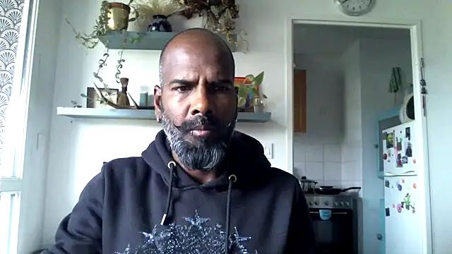 Snapshot of frenchblackc31 chatting on 13, 9, 2025 frenchblackc31 online show from 13, 9, 2025