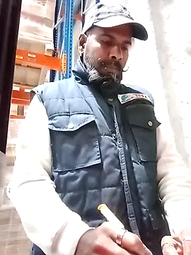 Snapshot of frenchblackc31 chatting on 29, 10, 2025 frenchblackc31 online show from 29, 10, 2025