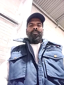 Snapshot of frenchblackc31 chatting on 14, 11, 2025 frenchblackc31 online show from 14, 11, 2025