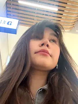 Julia PR0 online show from 9, 10, 2025