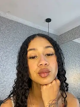 jadee8 online show from 17, 7, 2026