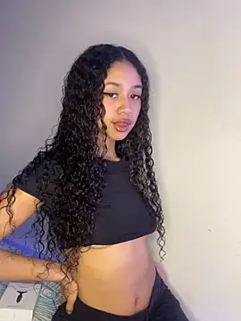 jadee8 online show from 4, 12, 2025