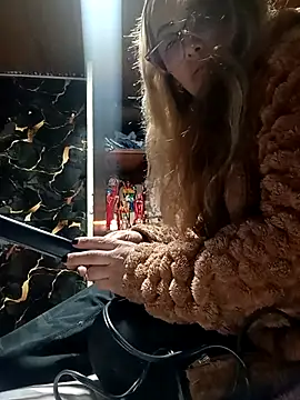 dirty lady17 online show from 20, 3, 2026