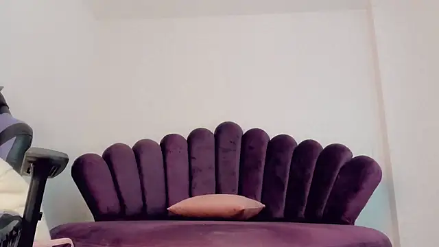  Abby white  online show from 13, 1, 2026