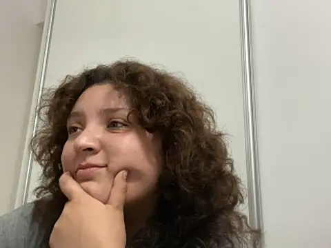 Snapshot of Solangerulo_ chatting on 15, 2, 2026 Solangerulo online show from 15, 2, 2026