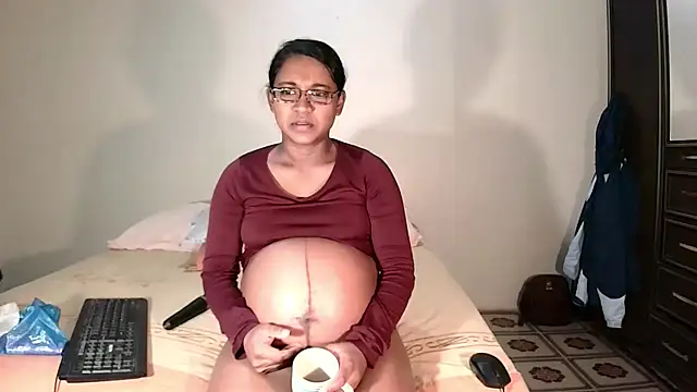 indiansweetflava online show from 20, 5, 2026