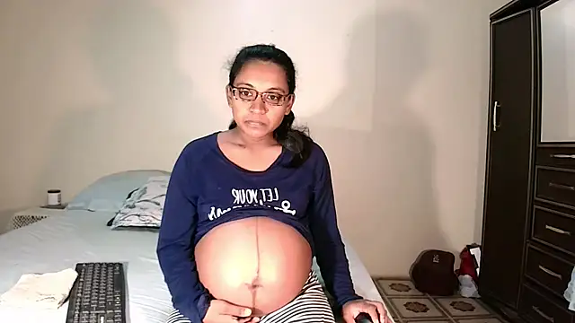 indiansweetflava online show from 25, 4, 2026
