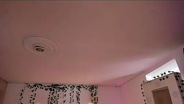 sara doll77 online show from 11, 11, 2025