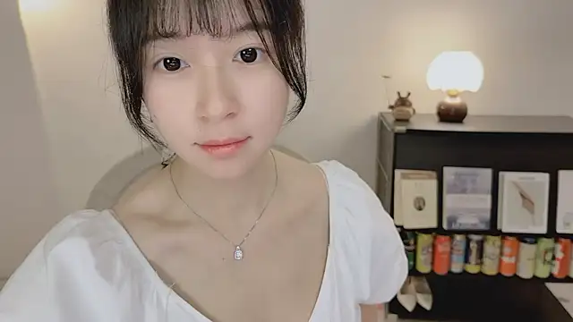Onechestnut online show from 24, 5, 2026