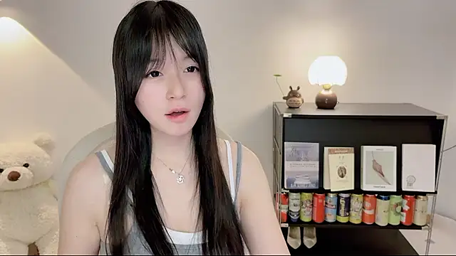 Onechestnut online show from 14, 6, 2026