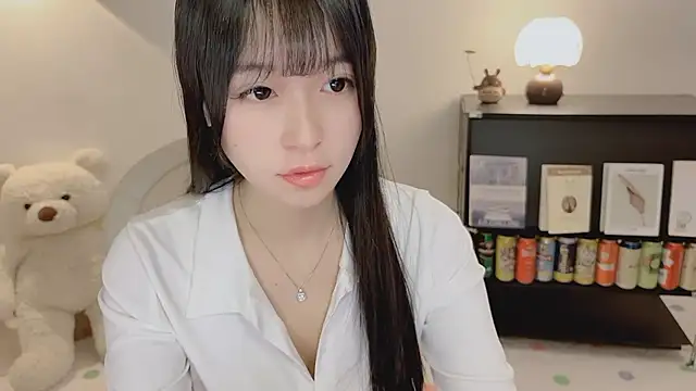 Onechestnut online show from 5, 6, 2026