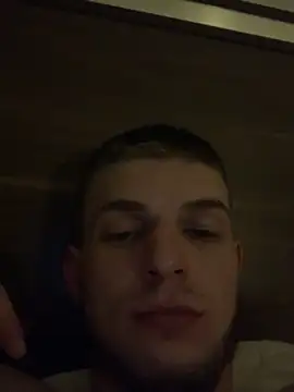 Snapshot of macho1347 chatting on 16, 12, 2025 macho1347 online show from 16, 12, 2025