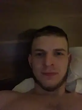 Snapshot of macho1347 chatting on 15, 12, 2025 macho1347 online show from 15, 12, 2025