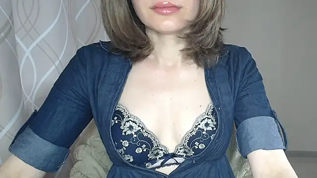 miss  Sophie online show from 3, 6, 2026