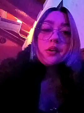 Dulcedeanis online show from 24, 4, 2026