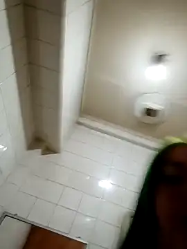 Dulcedeanis online show from 6, 10, 2025