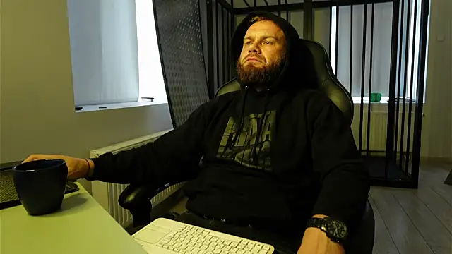 Snapshot of Stewart_Barnz chatting on 28, 9, 2025 Stewart Barnz online show from 28, 9, 2025