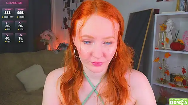 JoyceJones online show from 4, 11, 2025