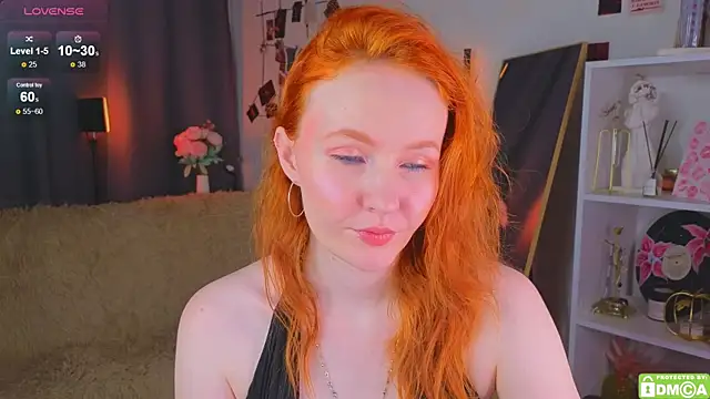 JoyceJones online show from 18, 11, 2025